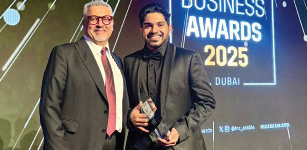 Tass and Hamjits Director Ahsan abdulla Receiving the best in business awards from Inc Arabia